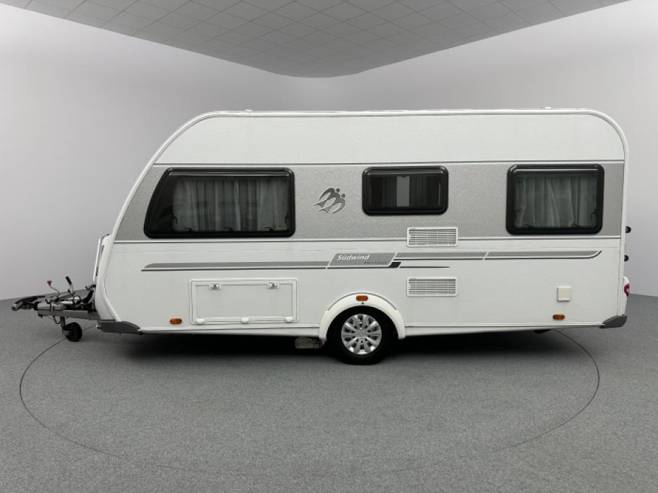 Knaus Südwind Exclusive 450 FU