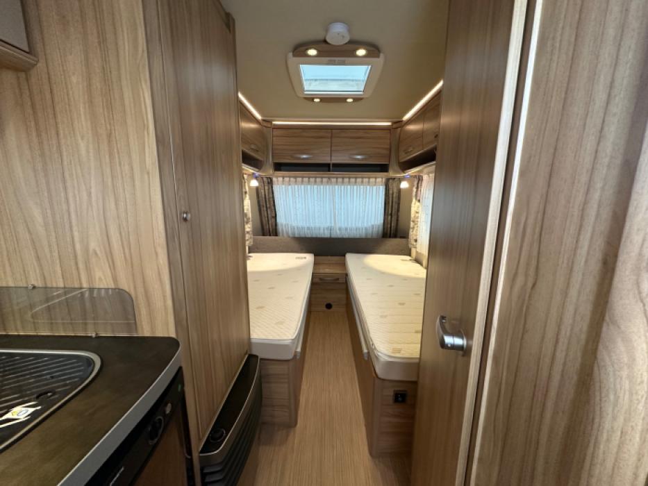 Eriba Nova Light 470