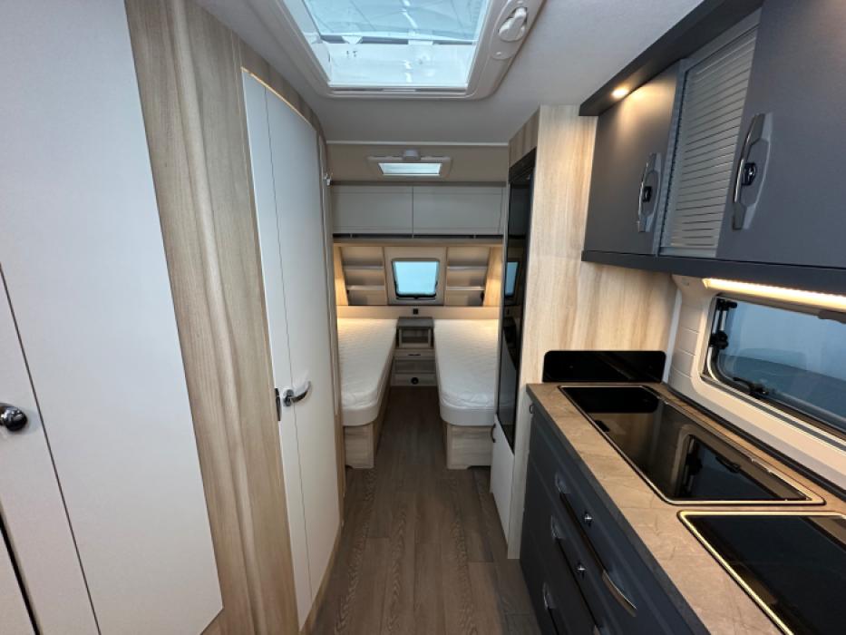 Hobby De Luxe 495 UL