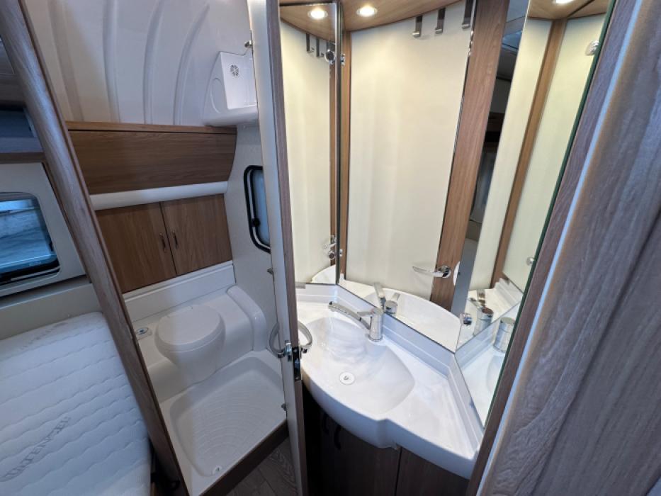 Hobby De Luxe 400 SFe
