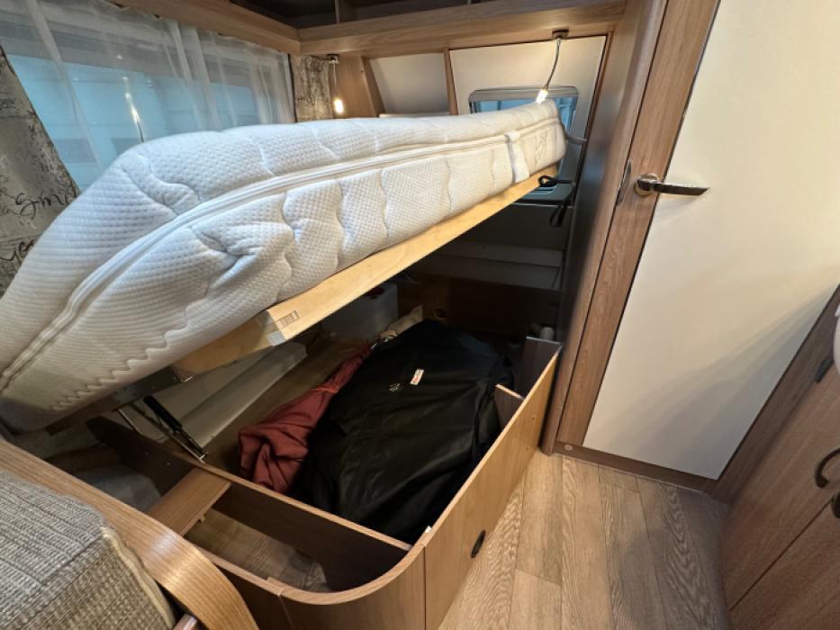 Hobby De Luxe 400 SFe