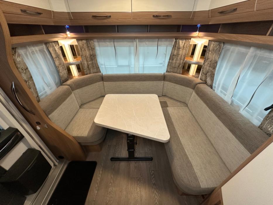 Hobby De Luxe 495 UL