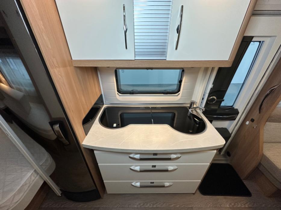 Hobby De Luxe 495 UL