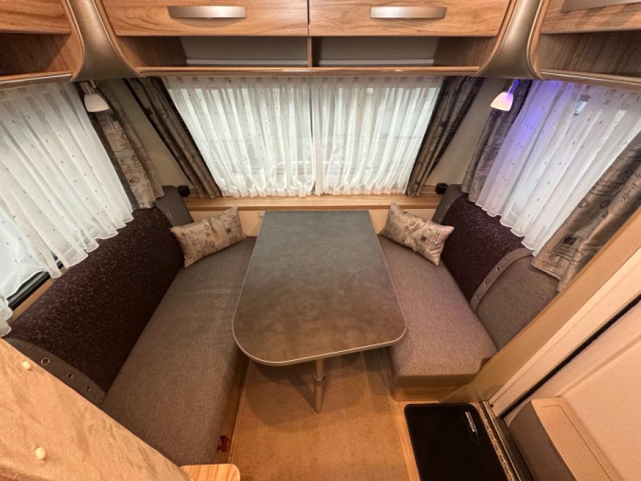 Eriba Nova Light 442