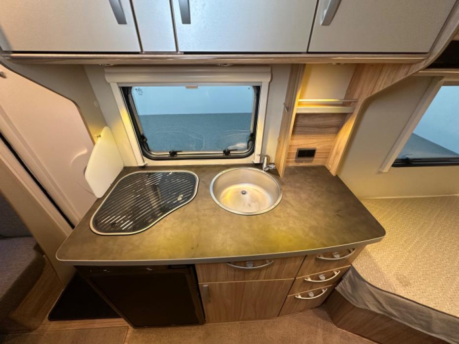 Eriba Nova Light 442