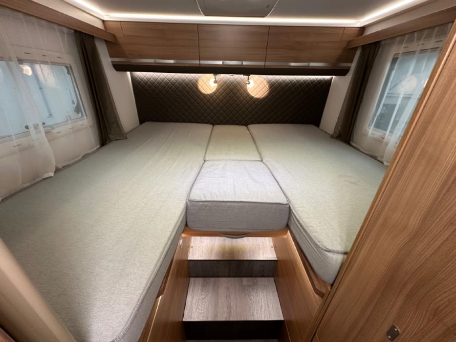 Adria Coral Axess 670 SL