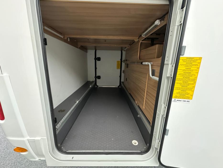 Adria Coral Axess 670 SL
