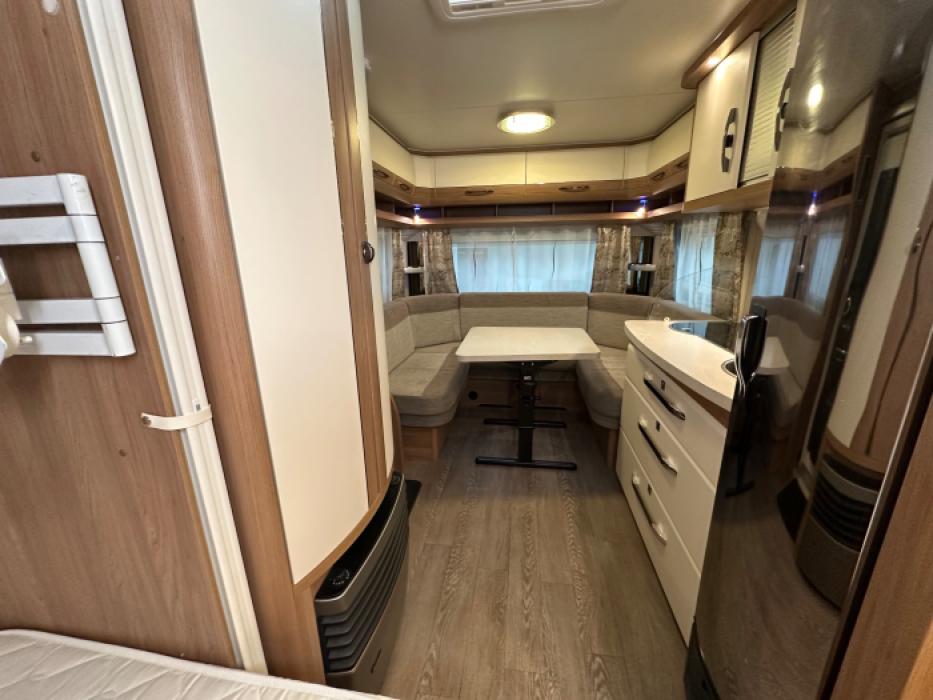 Hobby De Luxe 460 UFe